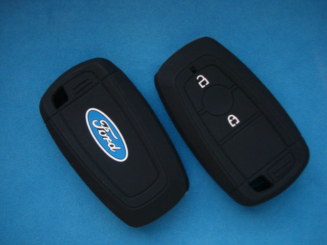 Чехол Ford силиконовый 2 кнопки, черный