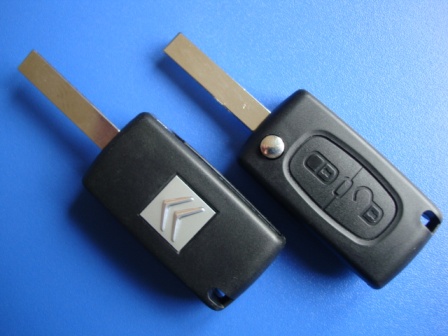 CITROEN ключ 2 - кнопки, ID46(PCF7941), 433 Mhz, лезвие HU83T