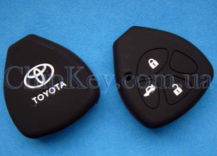 Чехол Toyota силиконовый 3 кнопки, черный