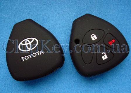 Чехол Toyota силиконовый 3 кнопки, черный