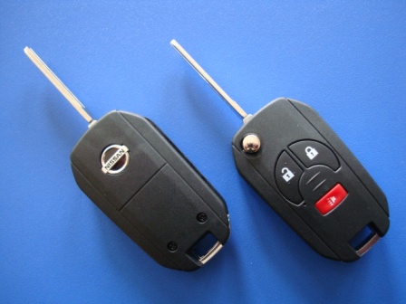 Выкидной ключ Nissan Cube, Micra, Note, Juke, Qashqai (корпус) 2 кнопки 1 кнопка (Panic)