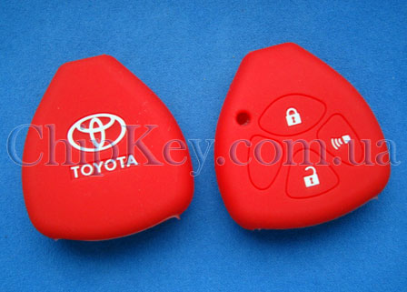 Чехол Toyota силиконовый 3 кнопки, красный