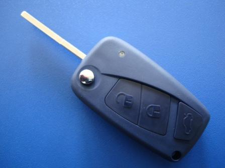 Ключ Fiat 3 кнопки, с чипом  ID48, 433 MHz