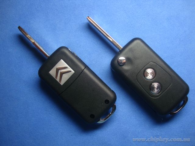 CITROEN выкидной ключ (корпус) 2 - кнопки, лезвие HU83T