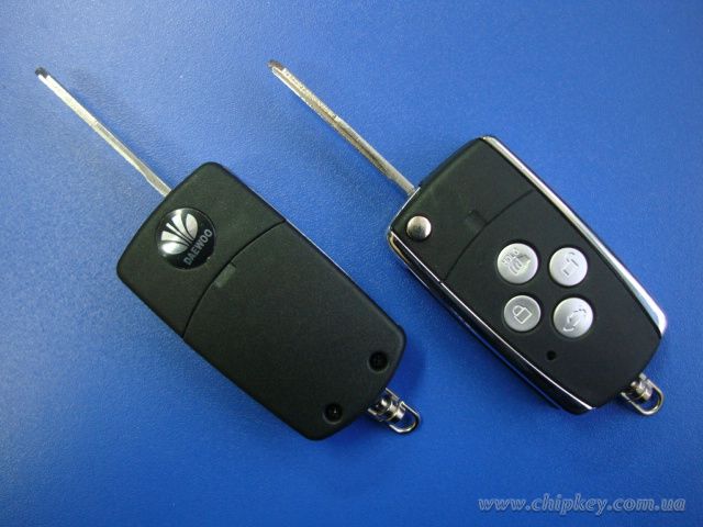 Ключ Daewoo Lanos выкидной (корпус) 4 кнопки