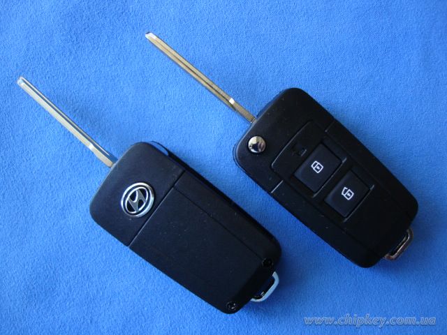 Ключ Hyundai Santa Fe выкидной (корпус) 2 кнопки, с креплением батарейки на корпусе