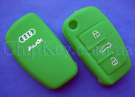 Чехол Audi силиконовый 3 кнопки, зеленый