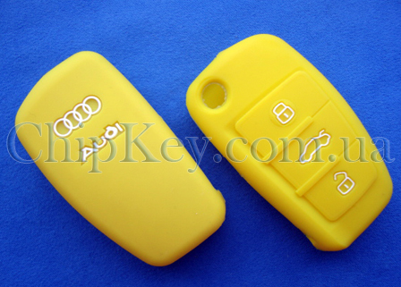 Чехол Audi силиконовый 3 кнопки, желтый