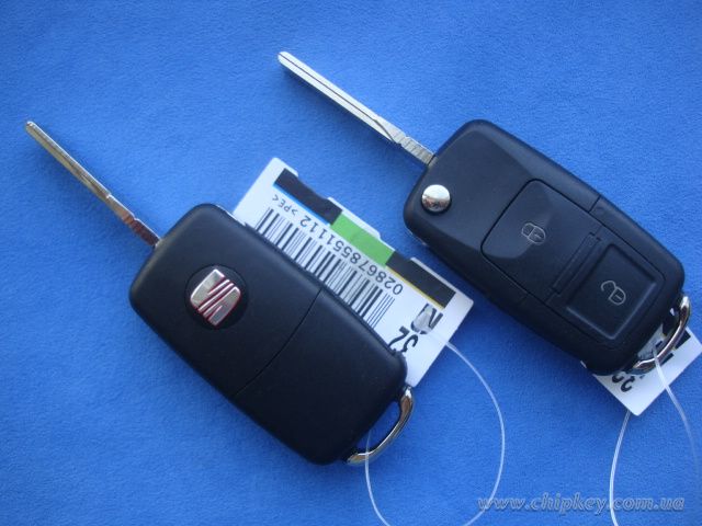 Выкидной ключ Seat (корпус) 2 кнопки, лезвие HU66