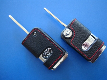 Выкидной ключ Toyota (корпус) 2 кнопки, лезвие Toy43