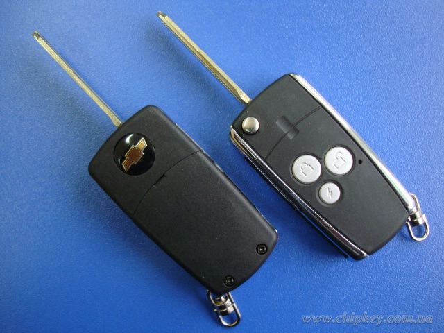 Ключ Chevrolet Aveo, Lacetti выкидной (корпус) 3 кнопки