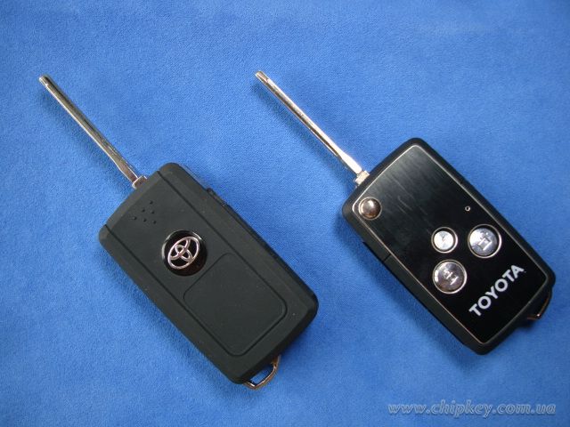 TOYOTA выкидной ключ (корпус) 3 кнопки, лезвие TOY43