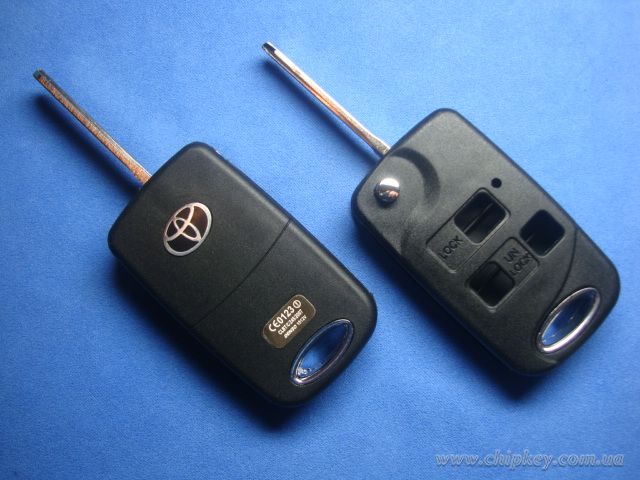 Ключ Toyoyta выкидной (корпус) 3 кнопка, лезвие toy43