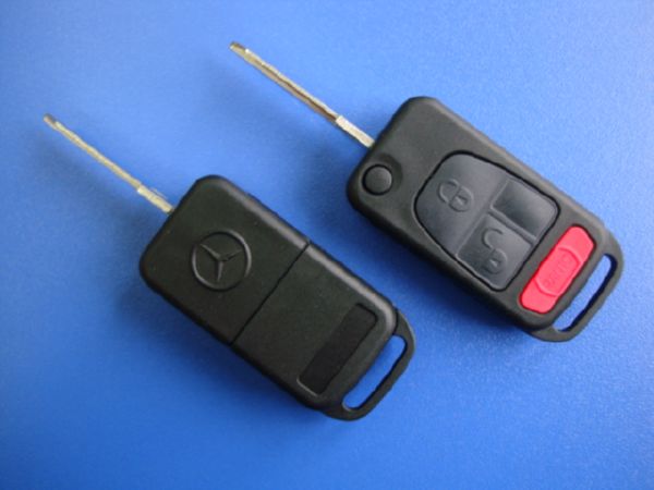 Выкидной ключ Mercedes (корпус)  2 кнопки 1 (Panic), лезвие YM15