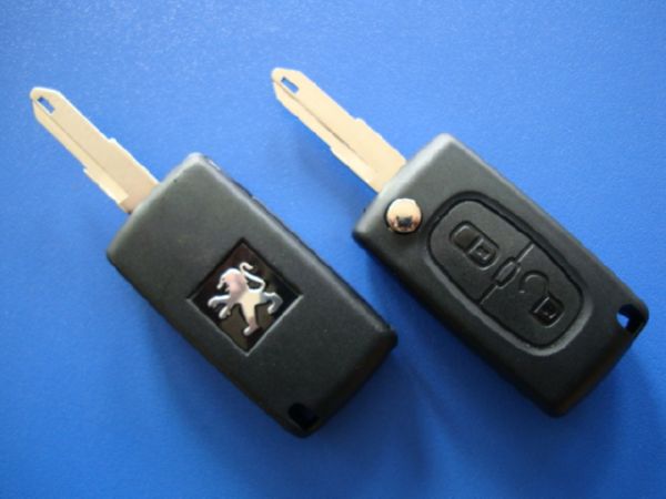 Выкидной ключ Peugot (корпус) 2 кнопки, с креплением под батарейку на корпусе