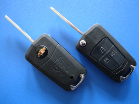 Ключ Chevrolet Aveo, Lacetti выкидной (корпус) 3 кнопки