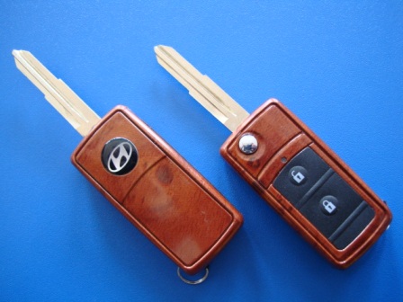 Ключ Hyundai выкидной (корпус) 2 кнопки