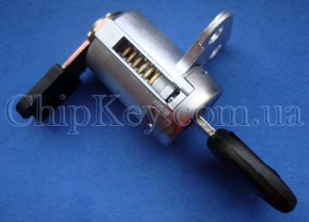 Замок двери водителя Cadillac, Buick