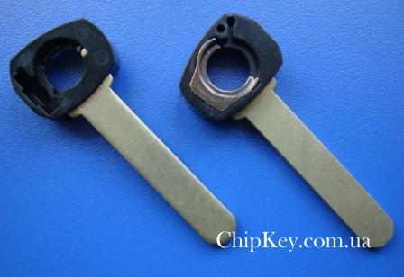 Ключ Acura, Honda лезвие с местом под чип в выкидной ключ