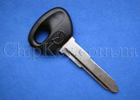 MAZDA ключ с чипом 8C, Original